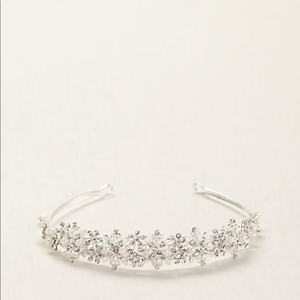 Floral crystal and pearl tiara, silver.